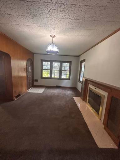 Main picture of 828 E Rudisill Blvd