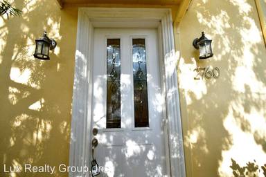 Main picture of 2760 Edison St