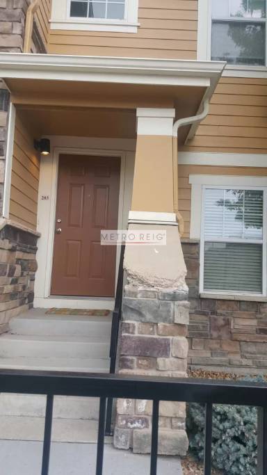 Main picture of 7120 Simms St