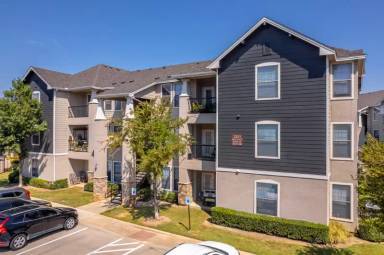 Main picture of 10329 Little Falls Trl