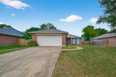 Main picture of 18402 Willow Moss Dr