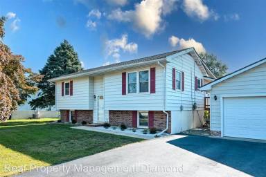 Main picture of 636 Evans Dr