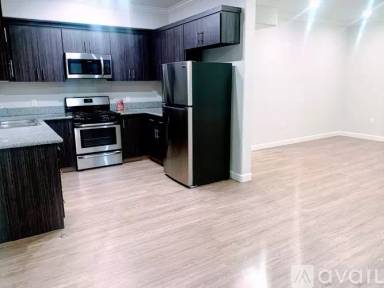 Main picture of 7500 Vineland Ave
