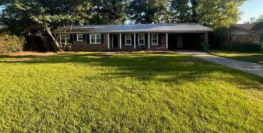 Main picture of 4014 N Oak Street Ext