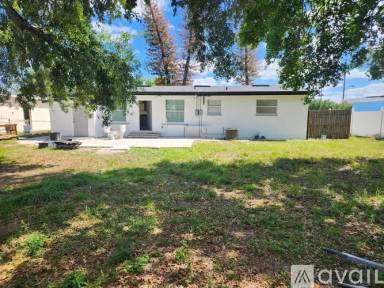 Main picture of 200 Dillon Cir