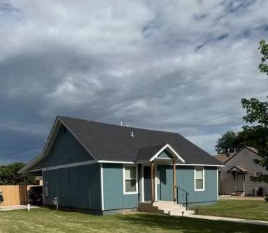 Main picture of 1902 5th St