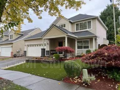 Main picture of 2478 NE 10th Ave