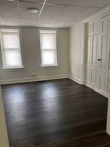 Main picture of 326 E King St