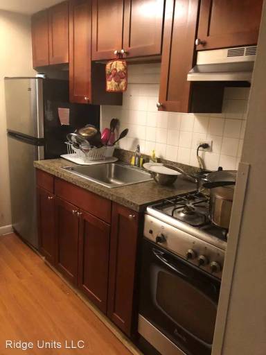 Main picture of 7334 N Ridge Blvd
