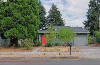 Main picture of 4720 SE 108th Pl