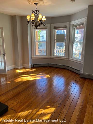 Main picture of 41 Liberty Street Wh