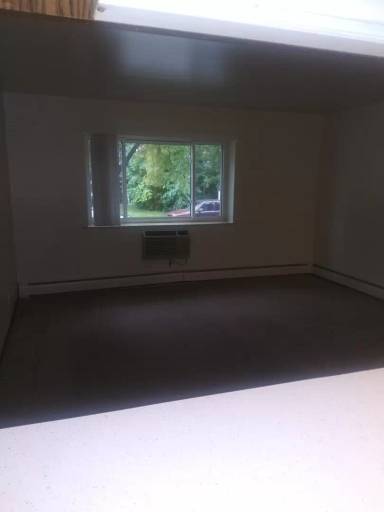 Main picture of 221 Sherry St