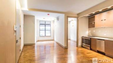 Main picture of 447 Meeker Ave