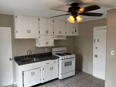 Main picture of 4604 12th St