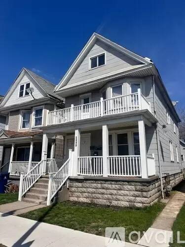 Main picture of 2099 Main St