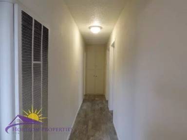Main picture of 7449 Tiara Way