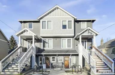 Main picture of 2029 SE Harold St