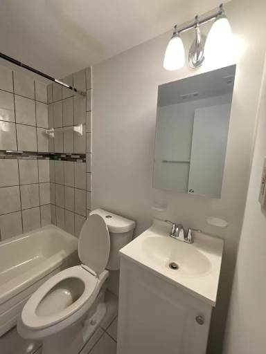 Main picture of 7112 Donnell Pl