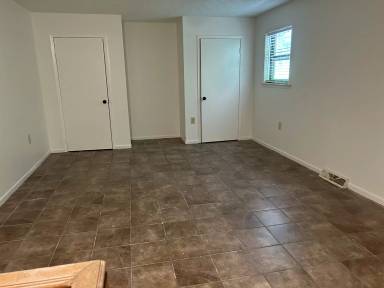 Main picture of 1001 Kiser Blvd