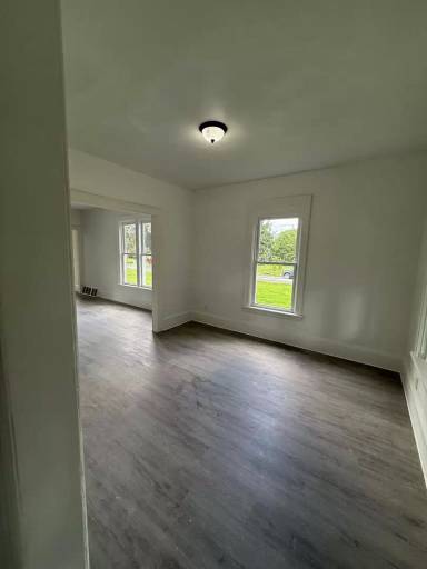 Main picture of 2208 W Brown St