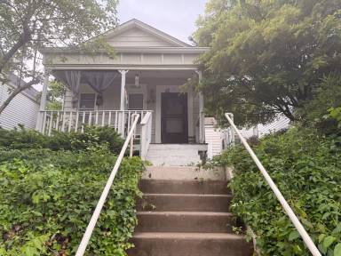 Main picture of 1321 Rufer Ave