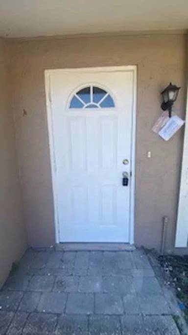 Main picture of 1933 Flamingo Dr