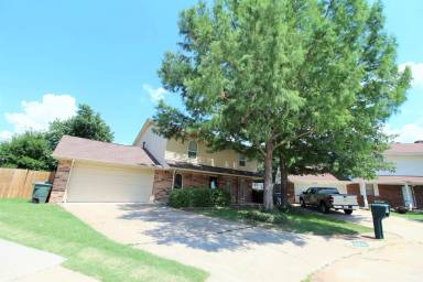 Main picture of 3900 Smiling Hill Cir