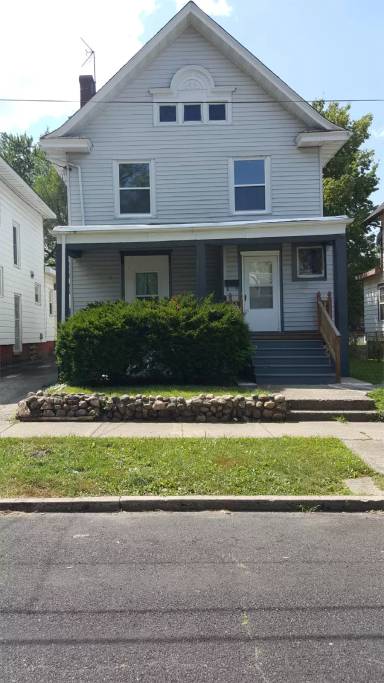 Main picture of 1917 N Indiana Ave