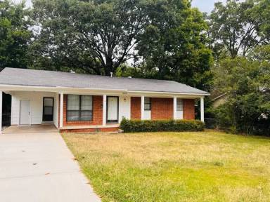 Main picture of 10214 Ronald Dr