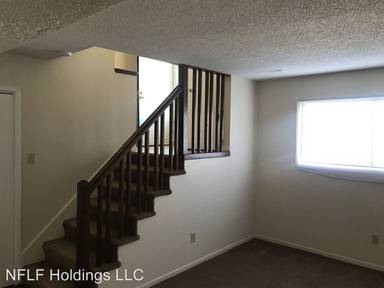 Main picture of 617 E Hackley Ave