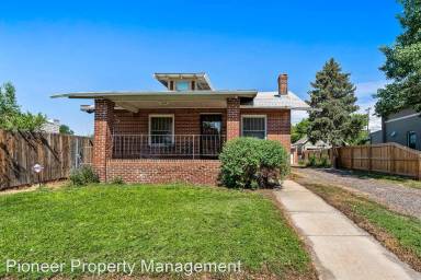 Main picture of 1448 Niagara St