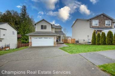 Main picture of 4724 72nd Dr NE