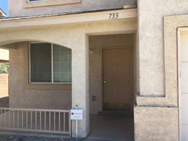 Main picture of 733 Sunny Meadows Dr NE