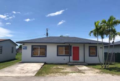 Main picture of 1218 NW 8th Pl