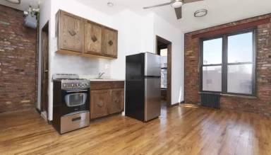 Main picture of 443 E 12th St