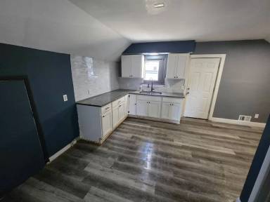 Main picture of 3172 W 73rd St