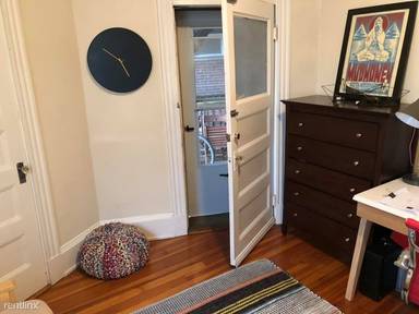 Main picture of 9A Summit Ave
