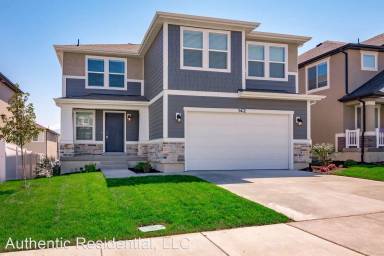 Main picture of 119 N Stone Gate Dr