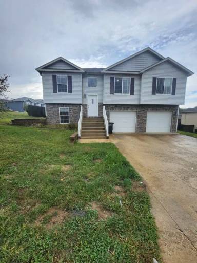 Main picture of 107 Sandstone Dr