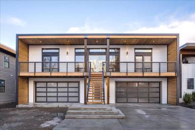 Main picture of 3328 E 55th Ave