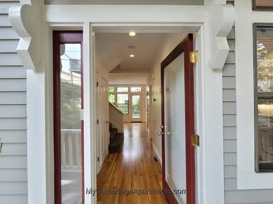 Main picture of 15 Roberts Rd