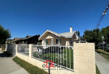 Main picture of 2217 W 29th St