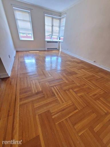 Main picture of 7001 113th St
