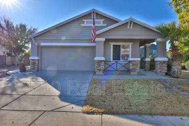 Main picture of 2695 E Harrison Ct