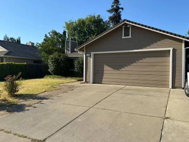 Main picture of 186 Stirrup Ct