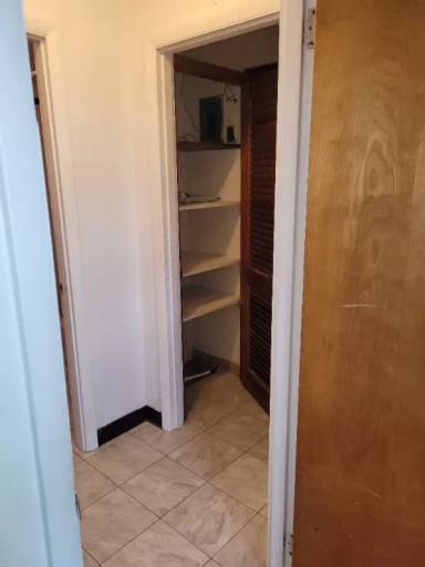 Main picture of 1000 E Oldtown Rd