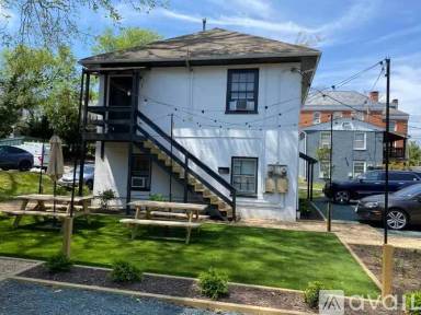 Main picture of 209 Chancellor St