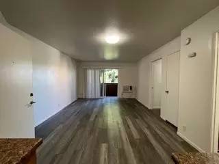 Main picture of 4688 Huntington Dr S