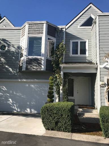 Main picture of 1457 SE Columbia Way