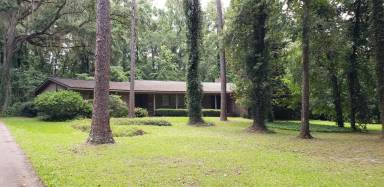 Main picture of 1605 NW 68th Ter